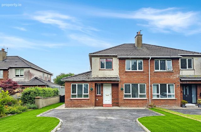 61 Castlerock, Tulla Road, Ennis, Co Clare, Ennis, Co. Clare - Click to view photos