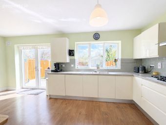 31 Brandon Square, Waterville, Blanchardstown, Dublin 15 - Image 5
