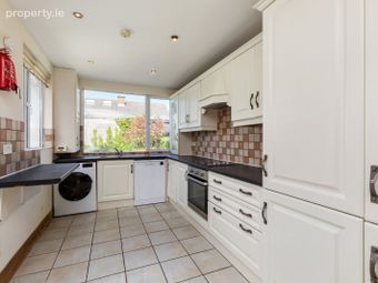576 Collins Avenue Extension, Whitehall, Dublin 9, Whitehall, Dublin 9 - Image 4