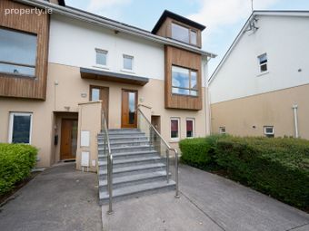 15 An R&oacute;d&aacute;n, C&uacute;l &Aacute;rd, Carrigtwohill, Co. Cork - Image 3