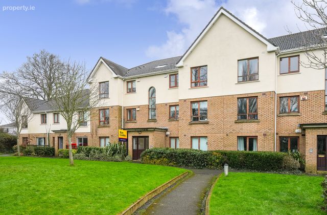 32 The View, Larch Hill, Santry, Dublin 17, Santry, Dublin 9 - Click to view photos