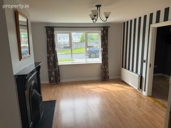 78 Manor Village, Westport Road, Castlebar, Co. Mayo - Image 2