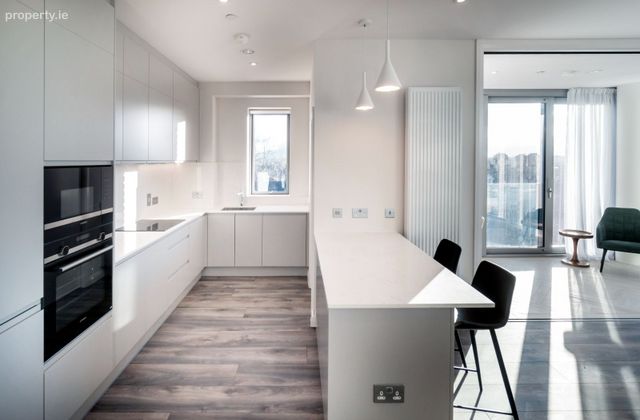 Apartment 19, Lock Gate 4, Charlemont Lane, Dublin 2 - Click to view photos