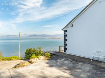 Cliff Road, Rossbeigh, Glenbeigh, Co. Kerry