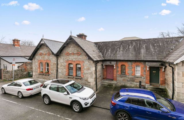 8 Estate Avenue, Dublin 4, Merrion, Dublin 4 - Click to view photos
