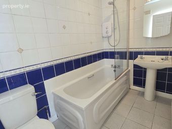 69 Glenfort, Pound Road, Castlebar, Co. Mayo - Image 3