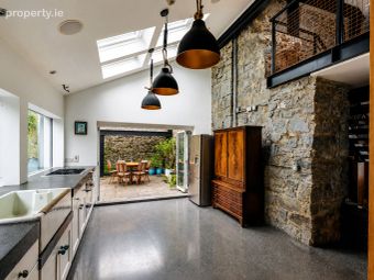 11 Saint Peter Street, Kings Island, Limerick City Centre, Co. Limerick