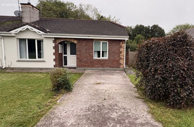 21, Ard Dara Drive, Station Road, Blarney, Co. Cork - Click to view photos