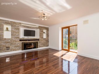Apartment 6, Dorset Square (with Parking Space), Upper Gardiner Street, Dublin 1 - Image 2