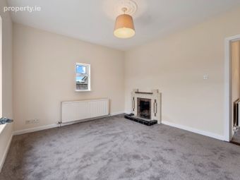 Eastview, Ardarrig Park, Carrigaline Road, Douglas, Co. Cork - Image 4