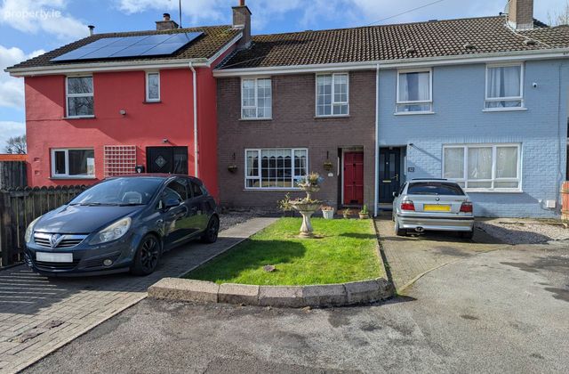 33 Cleenish Park, Enniskillen, Co. Fermanagh, Enniskillen, Co. Fermanagh - Click to view photos