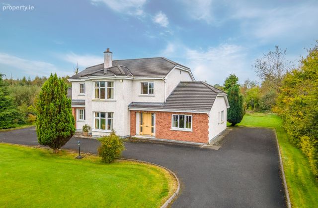 Brook Haven, 1 Carrownurlaur, Breaghwy, Castlebar, Co. Mayo - Click to view photos