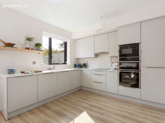 18 Park House, Baldoyle, Dublin 13 - Image 5