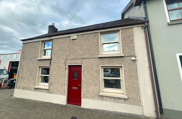 12 Cork Road, Fermoy, Co. Cork - Click to view photos