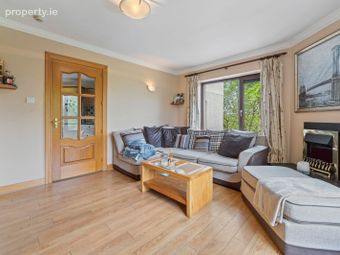 34 Ronayn's Court, Rochestown, Co. Cork - Image 5