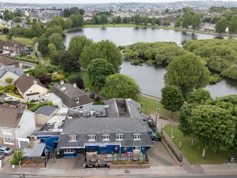 The Hawthorn Bar, Hartlands Avenue, Glasheen Road, The Lough, Co. Cork - Image 2