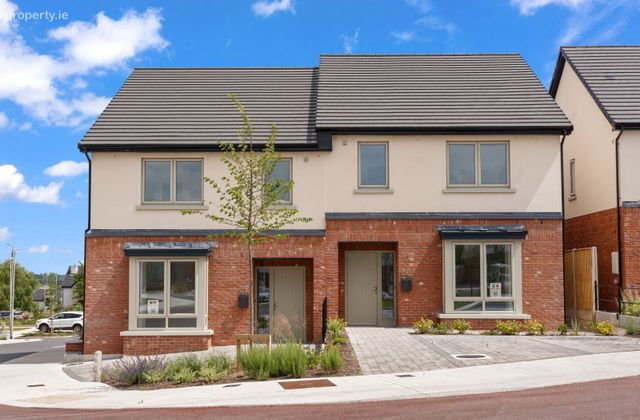 Haleys Hill, Kinsealy, Co. Dublin - Click to view photos