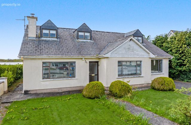 Station Road, Foxford, Co. Mayo - Click to view photos