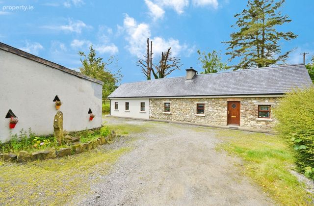 Gortacloghane, Lyracrompane, Listowel, Co. Kerry - Click to view photos