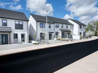 Three Bed End Terrace, Lakeview, Castleredmond, Midleton, Co. Cork