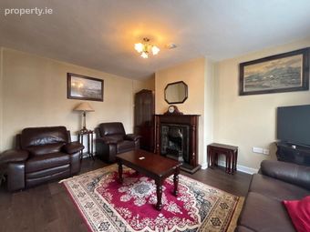 16 Pearse Park, Clonmel, Co. Tipperary, Clonmel, Co. Tipperary - Image 3