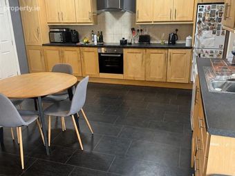 5 Carraig M&oacute;r, Caheronaun, Loughrea, Co. Galway, Loughrea, Co. Galway - Image 3
