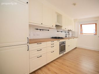 Apartment 12, Hollybrook Manor, Clontarf, Dublin 3 - Image 3