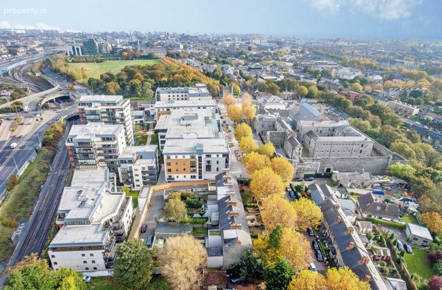 451 Kilmainham Square, Kilmainham, Dublin 8 - Click to view photos