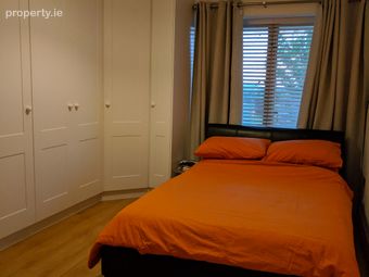 9 Oak House, Carrickmines Green, Glenamuck Road, Carrickmines, Dublin 18 - Image 4
