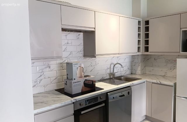 Blackhall Square, Stoneybatter, Dublin 7 - Click to view photos