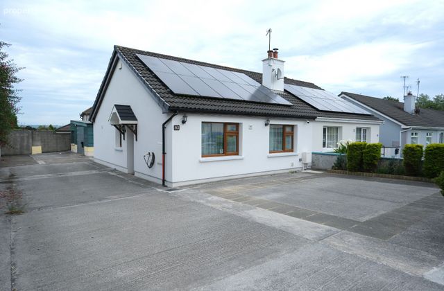 52 &Aacute;rd R&iacute;, Beamore Road, Drogheda, Co. Meath - Click to view photos