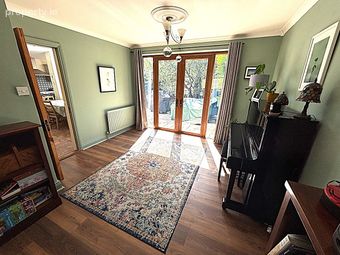 34 Ashleigh Gardens, Skehard Road, Blackrock, Co. Cork - Image 4