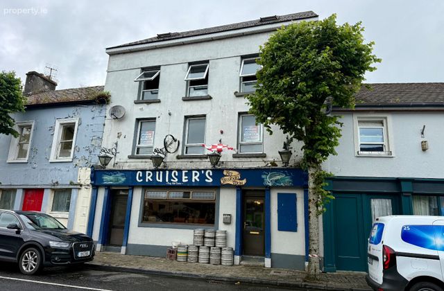 Cruiser's, Main Street, Foxford, Co. Mayo - Click to view photos