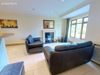3 Taylors Hill Court, Rosary Lane, Taylor\'s Hill, Co. Galway - Image 2