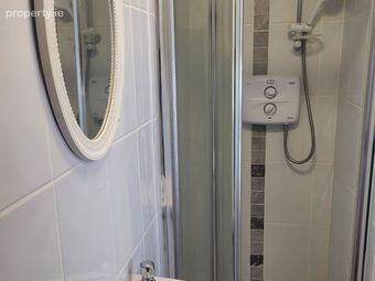 Flat 3, 31 Cabra Park, Phibsborough, Dublin 7 - Image 4