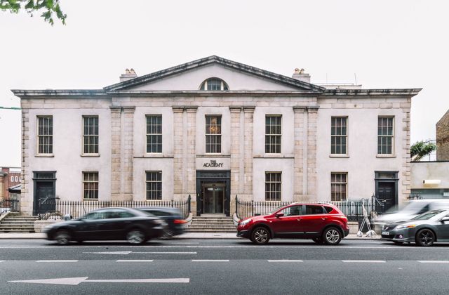 42 Pearse Street, Dublin 2 - Click to view photos