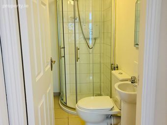 Apt 4 Errigal House, 10 Priory Street, New Ross, Co. Wexford - Image 5