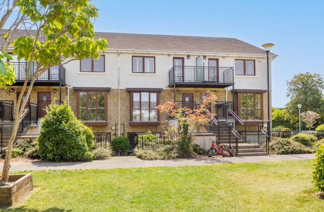 21 The Kilns, Station Road, Portmarnock, Co. Dublin - Click to view photos