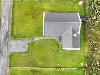 13 Trawmore Cottages, Keel, Achill, Co. Mayo - Image 2
