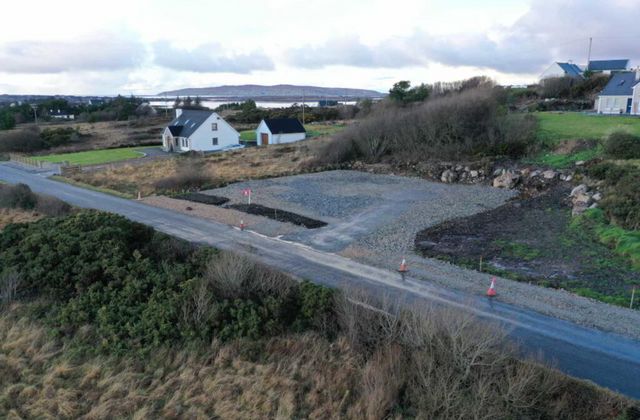 Toberkeen, Dungloe, Co. Donegal, Dungloe, Co. Donegal - Click to view photos