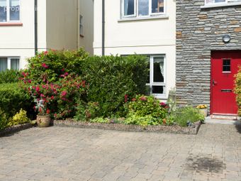 32 Sruth Mhuileann, Durrus, Co. Cork - Image 5