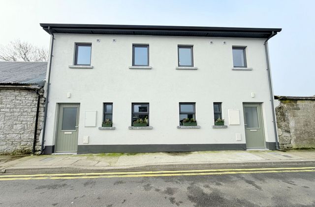 Pigott's Street, Loughrea, Loughrea, Co. Galway - Click to view photos