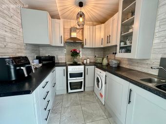 1 Lennon Melia Terrace, Armagh Road, Dundalk, Co. Louth - Image 4