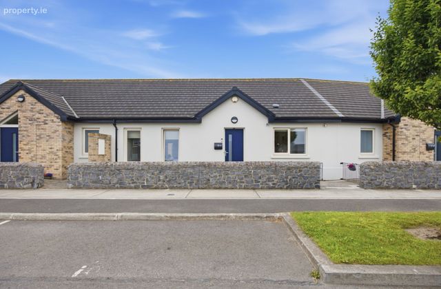 10 Chapel Road, Kinsealy, Co. Dublin - Click to view photos