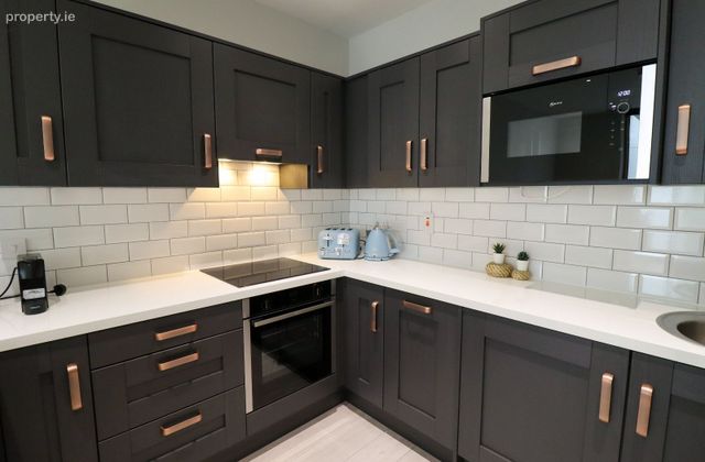 Apartment 8 , Baltrasna House, IFSC, Dublin 1 - Click to view photos