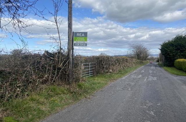 Knockballiniry, Goatenbridge, Ardfinnan, Co. Tipperary, Ardfinnan, Co. Tipperary - Click to view photos
