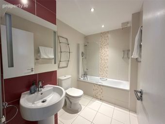 74 Cuirt Seoige, Bohermore, Galway City, Bohermore, Co. Galway - Image 4