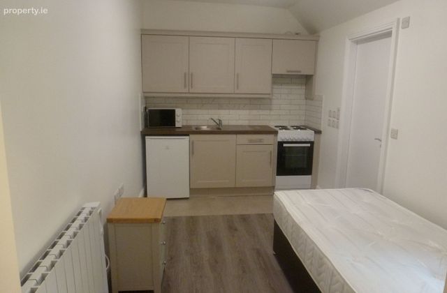 Apartment 2, 4 Charlemont Terrace, Wellington Road, St. Lukes, Co. Cork - Click to view photos
