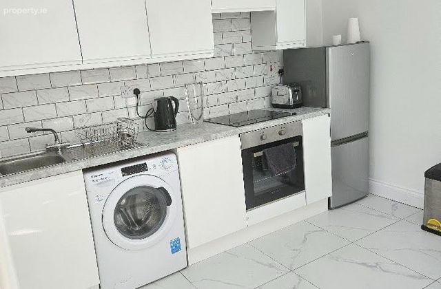 Longwood Park, Grange Road, Rathfarnham, Dublin 14, Willbrook, Dublin 16 - Click to view photos