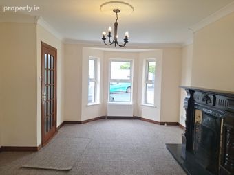 3 St Eunans Court, Letterkenny, Co. Donegal, Letterkenny, Co. Donegal - Image 2